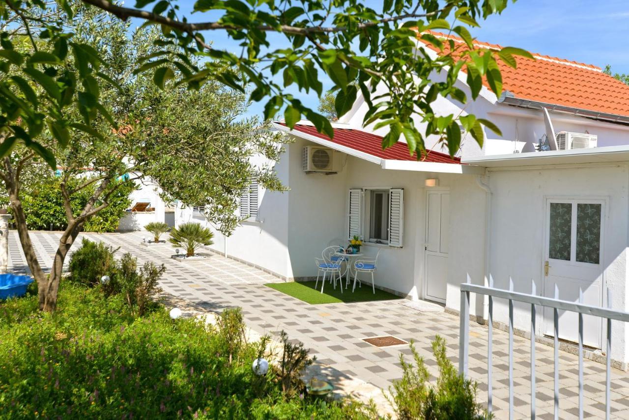 House Vidamo - Vacation Home With Swimming Pool Mala Cista Luaran gambar